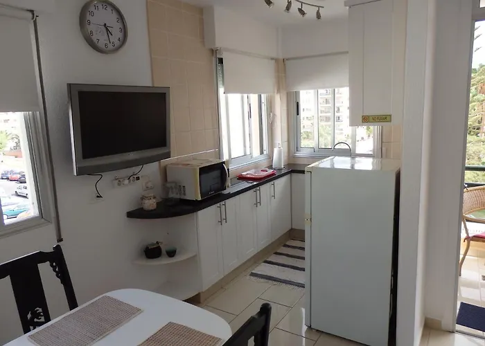 Cristianos Apartmán *